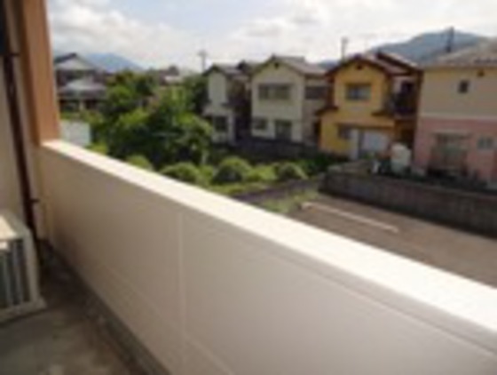 バルコニー　※別号室の写真です。