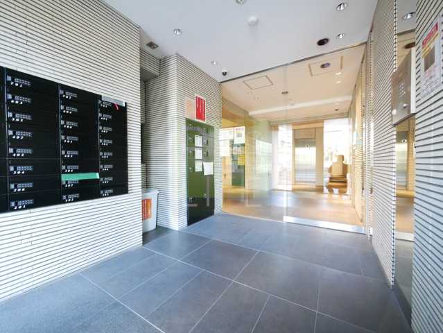 エントランス　リライフ浅草店