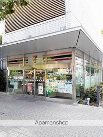 コンビニ　セブンイレブン（コンビニ）まで190m