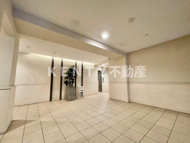 ロビー　落ち着いたロビーです