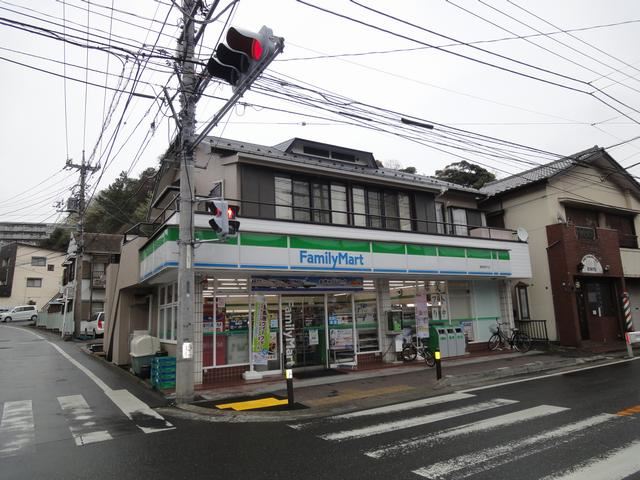 その他　ファミリーマート（その他）まで470m