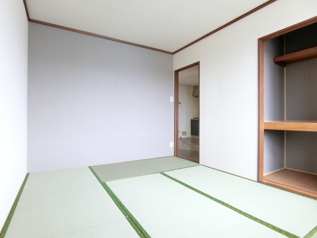その他部屋・スペース　南側和室６帖