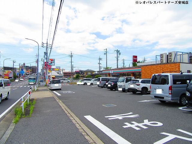 コンビニ　セブンイレブン刈谷日高町店（コンビニ）まで578m