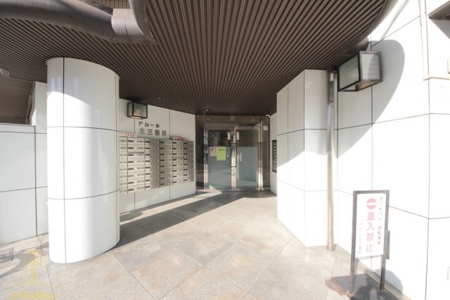 エントランス　REXIA Shin Umeda