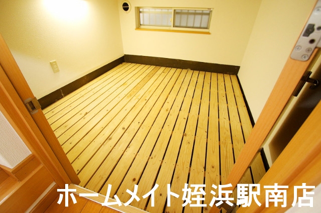 その他共有部分　★床下収納スペースです♪★