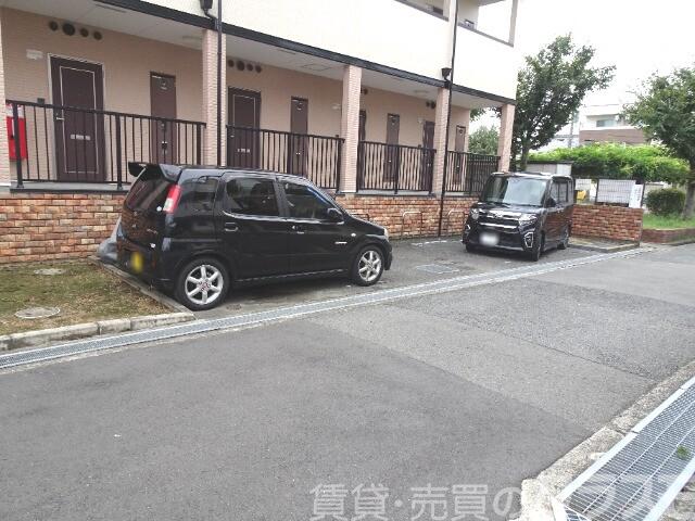 駐車場　敷地内駐車場