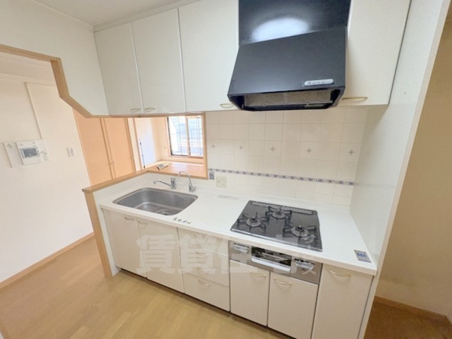 ライオンズマンション三国本町のキッチン写真