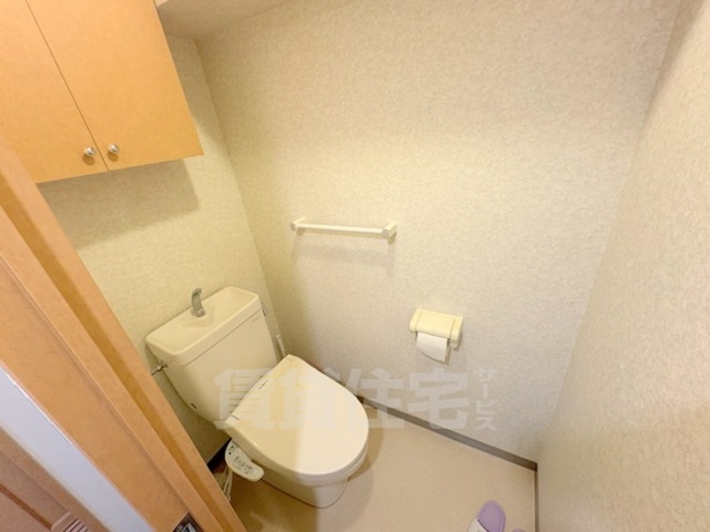 ライオンズマンション三国本町のトイレ写真