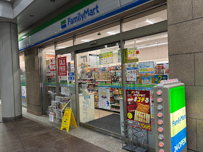 コンビニ　ファミリーマート 品川シーサイドレジデンス/S店（コンビニ）まで205m