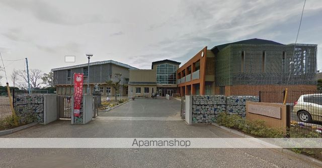 小学校　鹿嶋市立豊津小学校（小学校）まで1647m