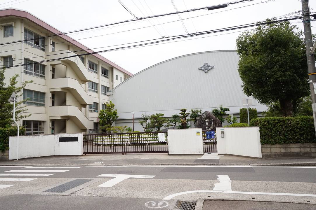 小学校　石井小学校（小学校）まで400m