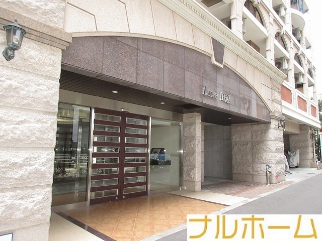 エントランス　オートロック付き