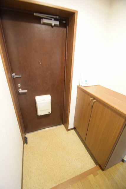 玄関　「他部屋参考写真」
