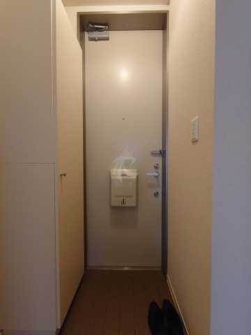 玄関　リゾグリフィンドール東京