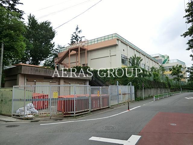 小学校　杉並区立杉並第二小学校（小学校）まで563m