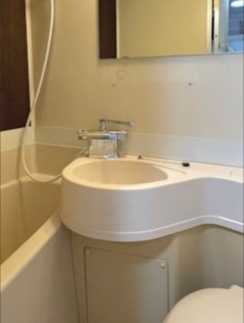 洗面設備　別部屋参考写真。