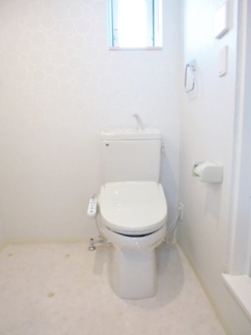 Casa Avenue Tsurumaiのトイレ写真
