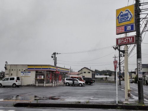 コンビニ　ミニストップ 桶川小針領家店（コンビニ）まで1553m