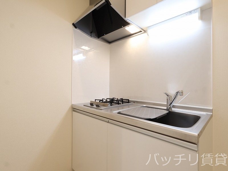 キッチン　画像は、同型タイプの為、現状を優先いたします。