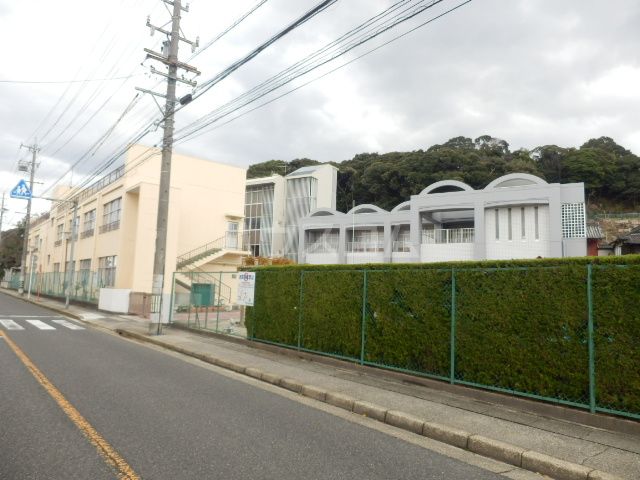 幼稚園・保育園　子供の家（幼稚園・保育園）まで672m