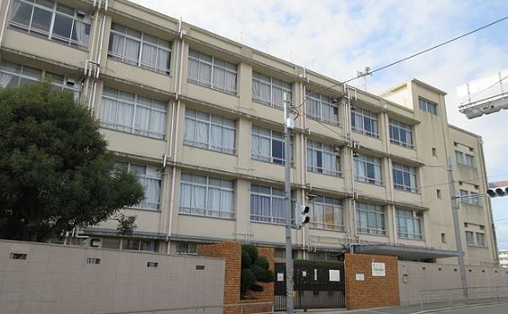小学校　大阪市立東井高野小学校（小学校）まで319m