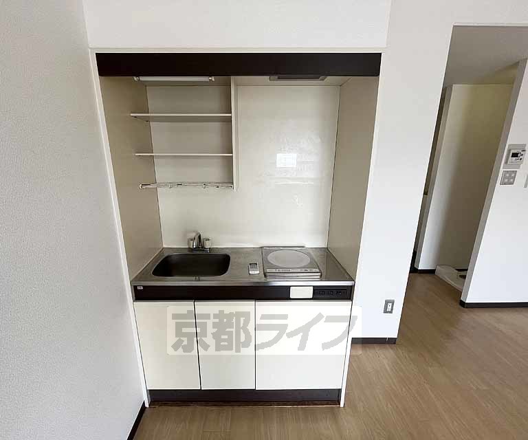 クオリエ桂川東のキッチン写真
