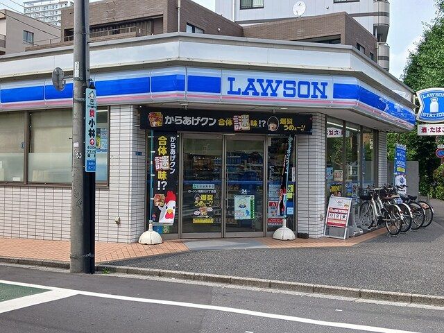 コンビニ　ローソン（コンビニ）まで176m
