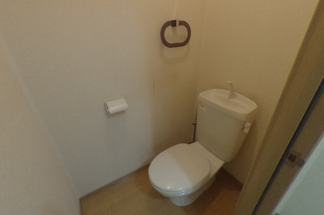 サニーコートMKのトイレ写真