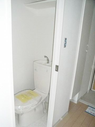 トイレ　トイレ