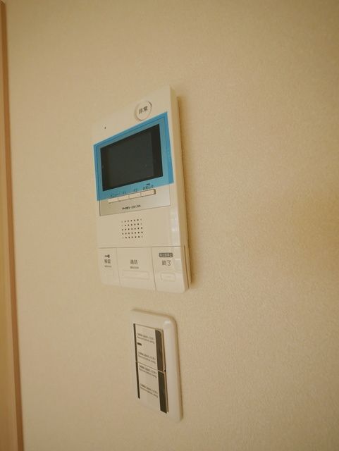 セキュリティ　同物件別部屋写真