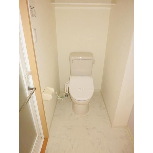 ＪＲ常磐線 三河島駅 徒歩5分 9階建 築20年のトイレ写真
