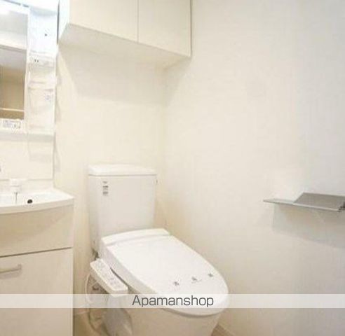ＪＲ常磐線 南千住駅 徒歩8分 12階建 築8年のトイレ写真