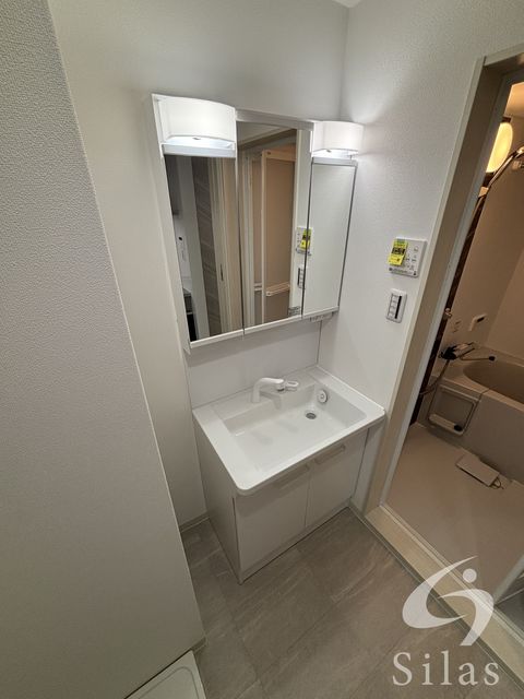 洗面設備　同仕様