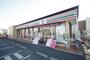 コンビニ　セブンイレブン 草加新里下町店（コンビニ）まで231m