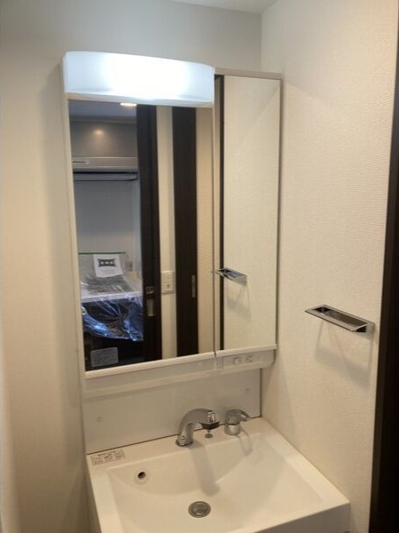 洗面設備　同物件別部屋写真