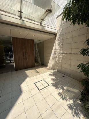 エントランス　共用部分も大変綺麗★