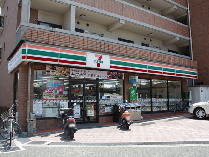 コンビニ　セブンイレブン門出店（コンビニ）まで650m