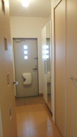 玄関　明るい玄関です