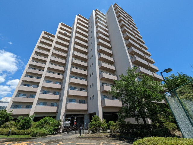 浜松市中央区富塚町のマンションの建物外観