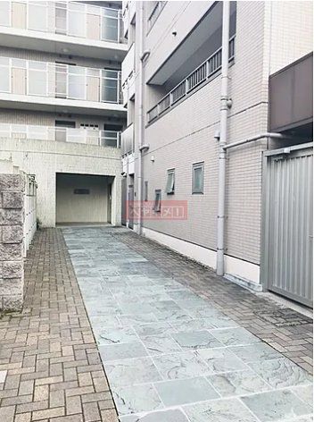 ロビー　エントランス