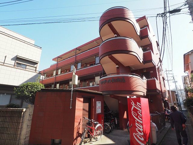 建物外観　外観タイル張り