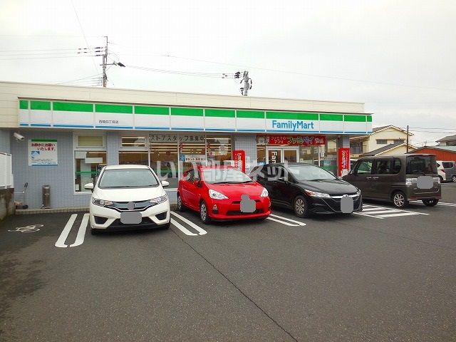 コンビニ　ファミリーマート 西陵四丁目店（コンビニ）まで402m