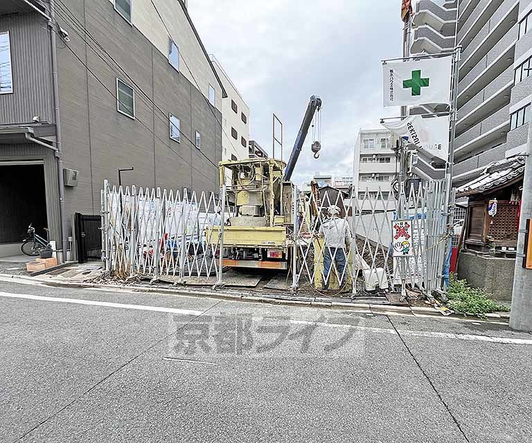 【京都市下京区永原町のマンションの建物外観】