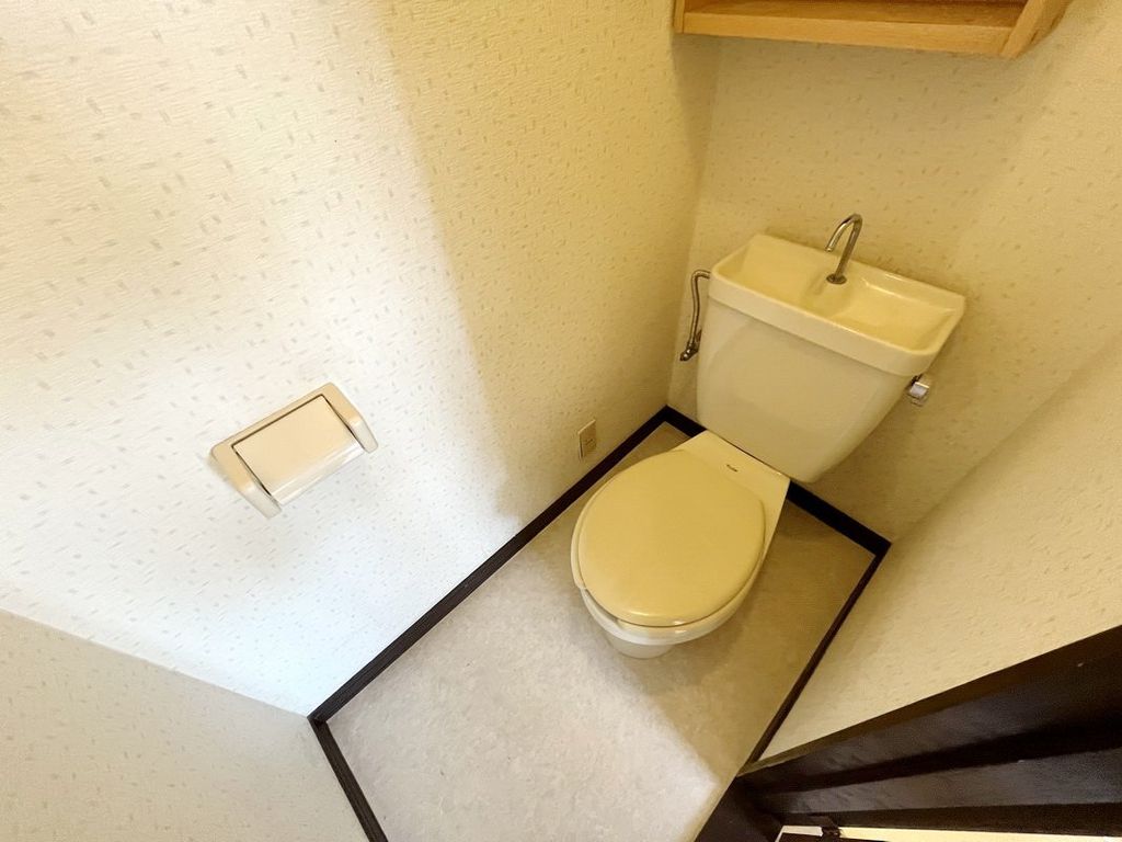 トイレ　トイレ