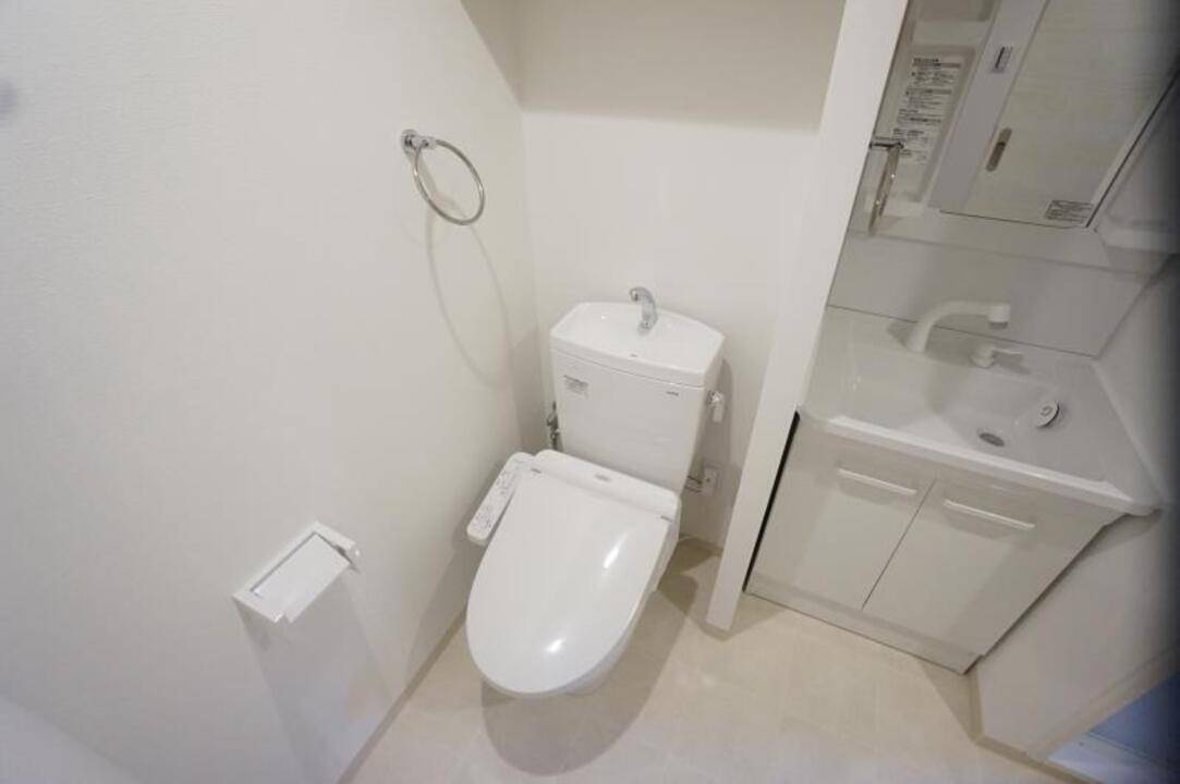 トイレ　トイレ