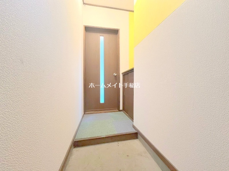 玄関　玄関スペース、シューズボックス付きです♪