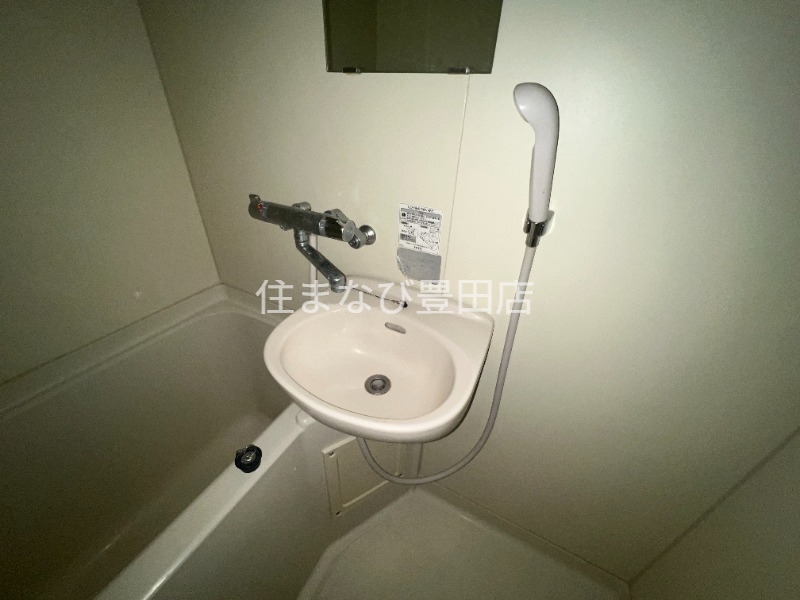 洗面設備　同型タイプ