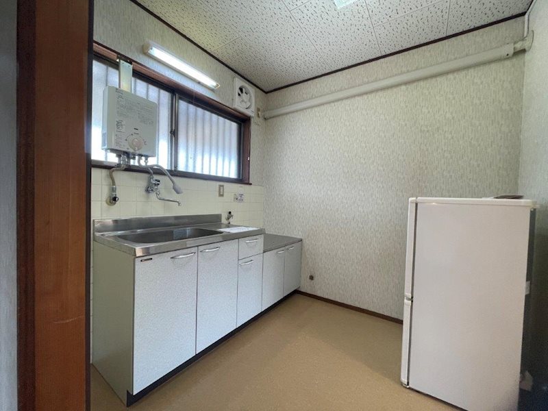 居室・リビング　キッチン