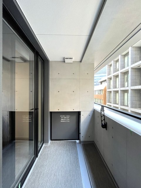 バルコニー　バルコニー