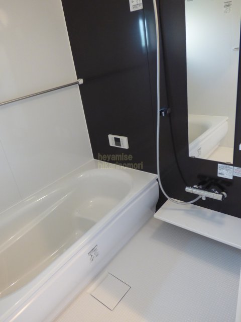 バス・シャワールーム　※写真は別号室